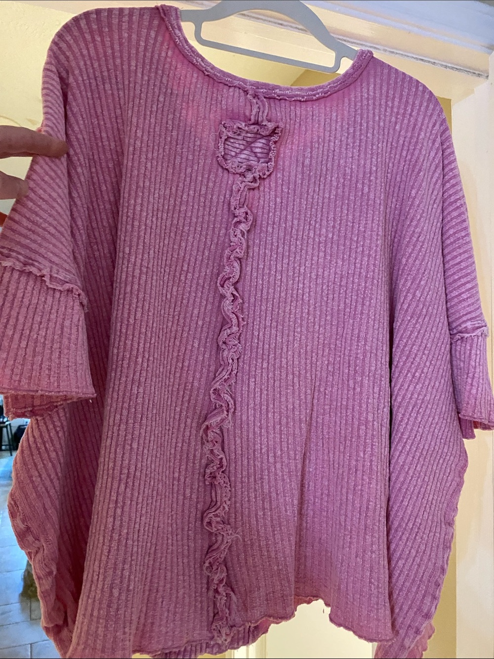 Easel Pink Ruffled Ribbed Short Sleeve V-Neck Raw Hems-Stretchy!! - Picture 3 of 4
